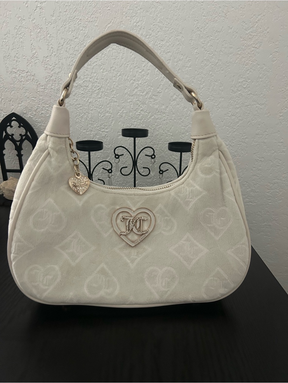 Juicy Couture Cream Heart-Emblem Shoulder Bag